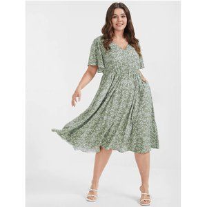 BloomChic Green Floral Midi Dress